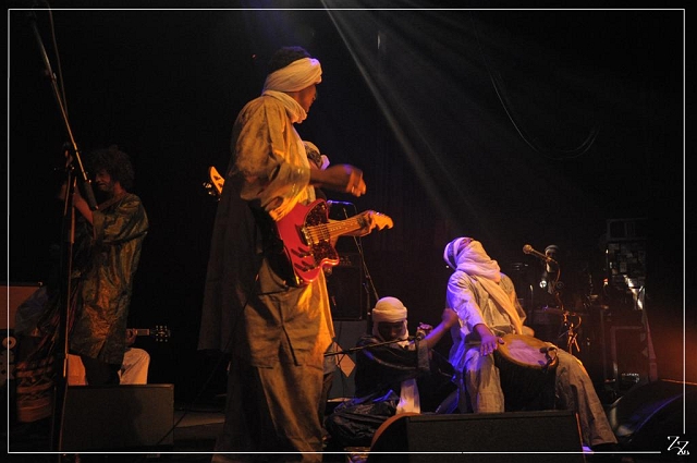 0254 Tinariwen VIP 02-10-2009 (Large).jpg